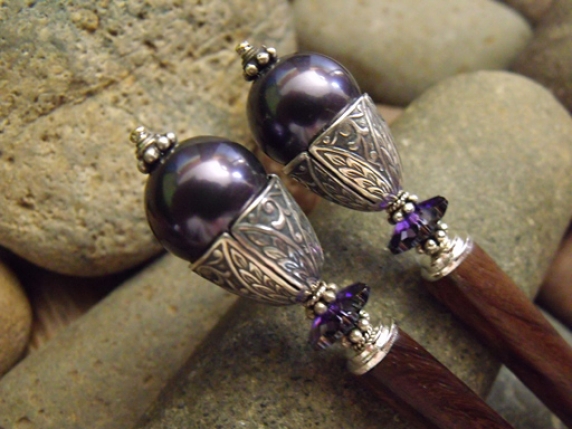 Dark Queen Galadriel Hairsticks darkqueenpearlhairsticks.jpg