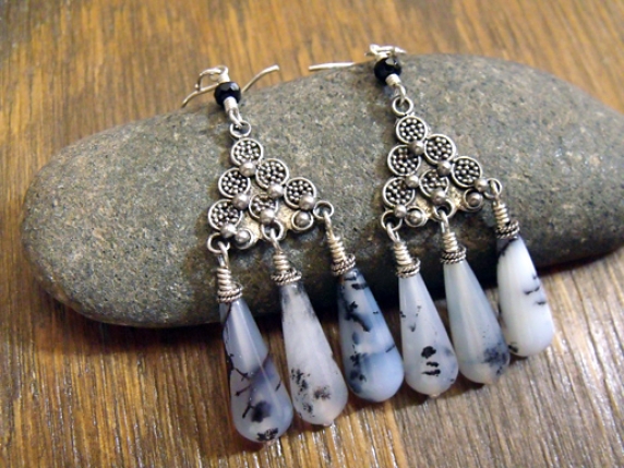 moonglowchandelierearrings5.jpg
