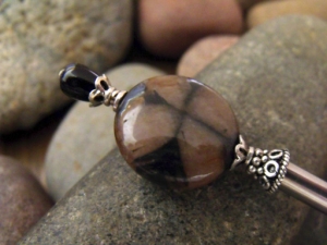 Mysterious Cross Hairstick