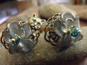 Misty Teal Posies Hairsticks