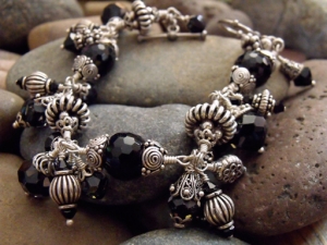 Nightfall Cluster Bracelet
