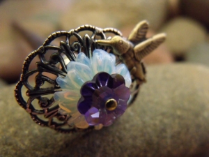 Tanzanite Posy Hummingbird Hairstick