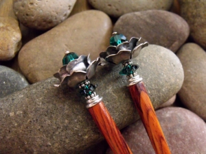 Emerald Rosa Metallica Hairsticks